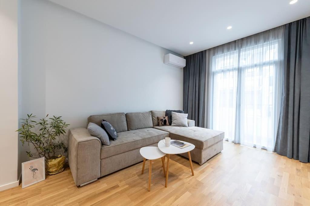 Modern & Stylish Sea Apartment With Parking Burgas City Eksteriør billede